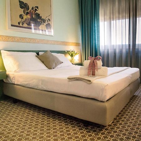 Hotel Salera Asti Buitenkant foto