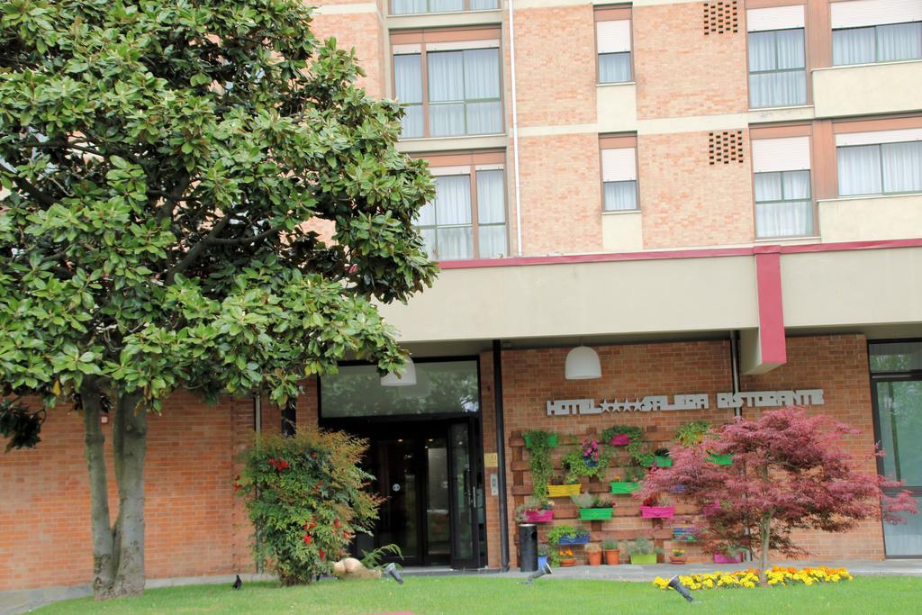 Hotel Salera Asti Buitenkant foto
