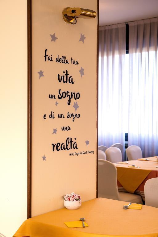 Hotel Salera Asti Buitenkant foto