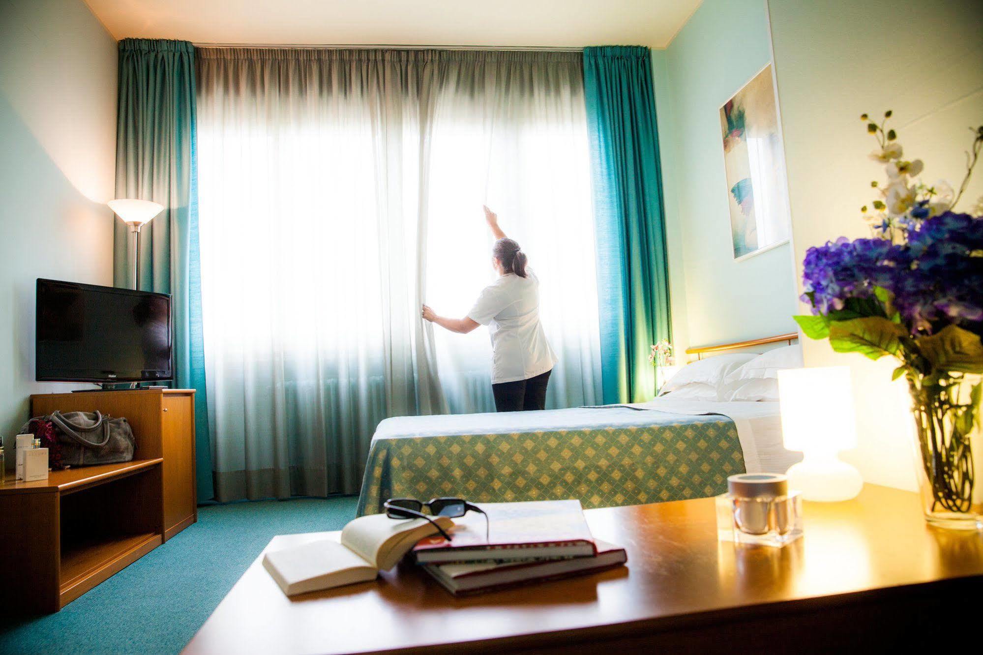 Hotel Salera Asti Buitenkant foto